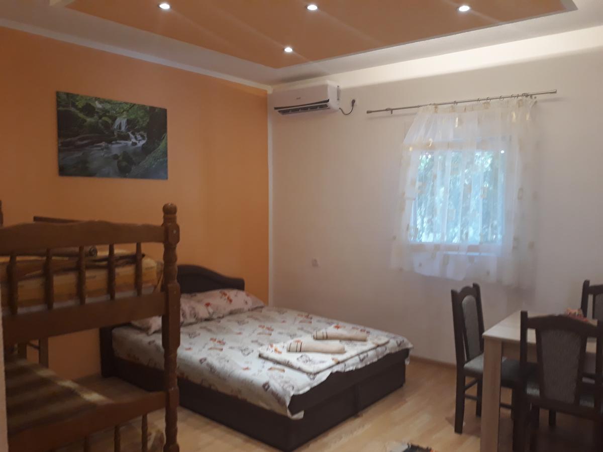 Apartmani Kosjerina Trebinje Luaran gambar